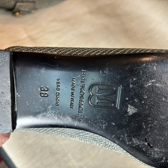 BRUNO MAGLI Sz 38 Pointy  Toe Metallic Made in Italy Slip On Designer Mules - Picture 8 of 10